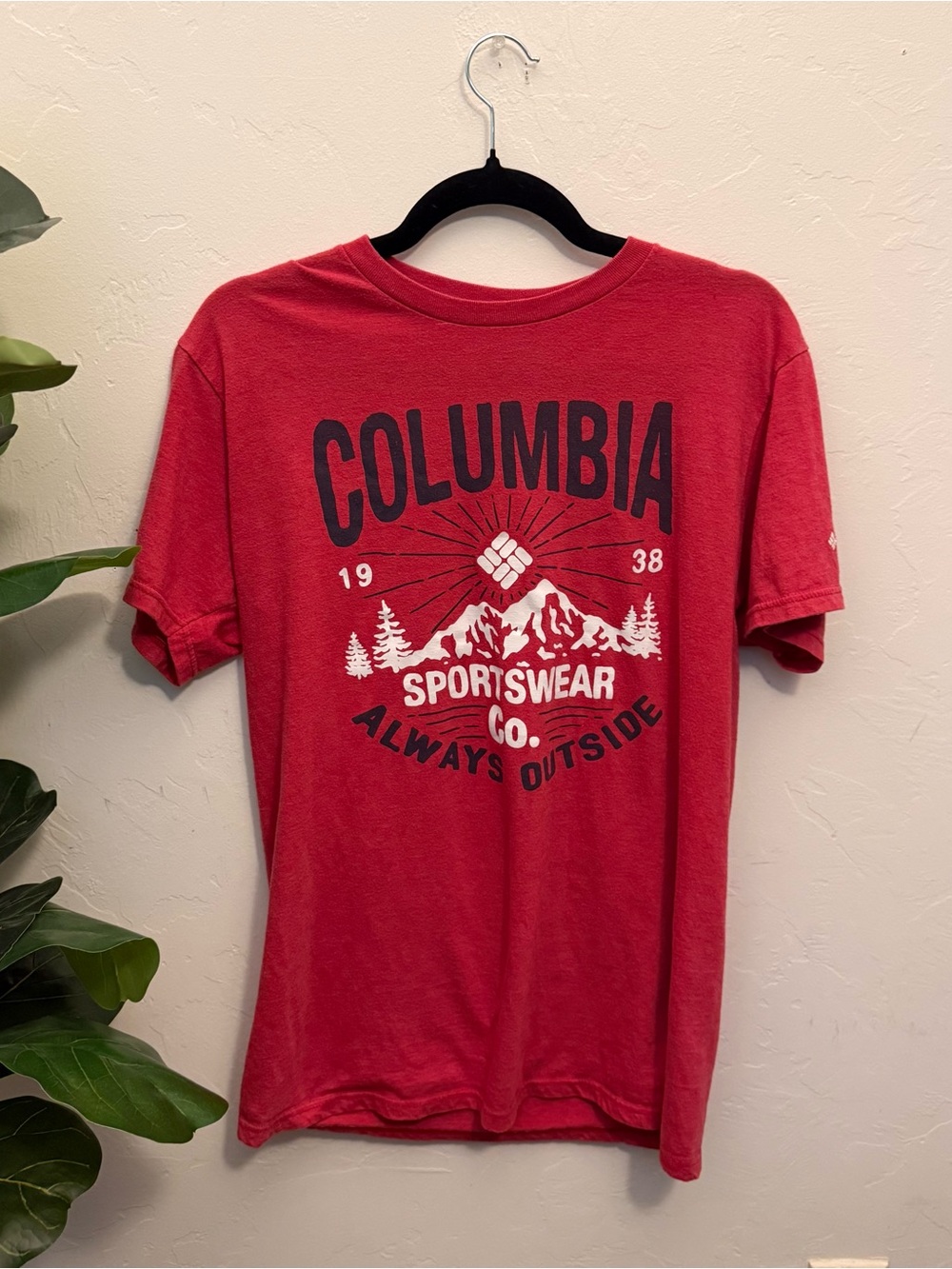 Columbia red soft outdoor shirt size medium